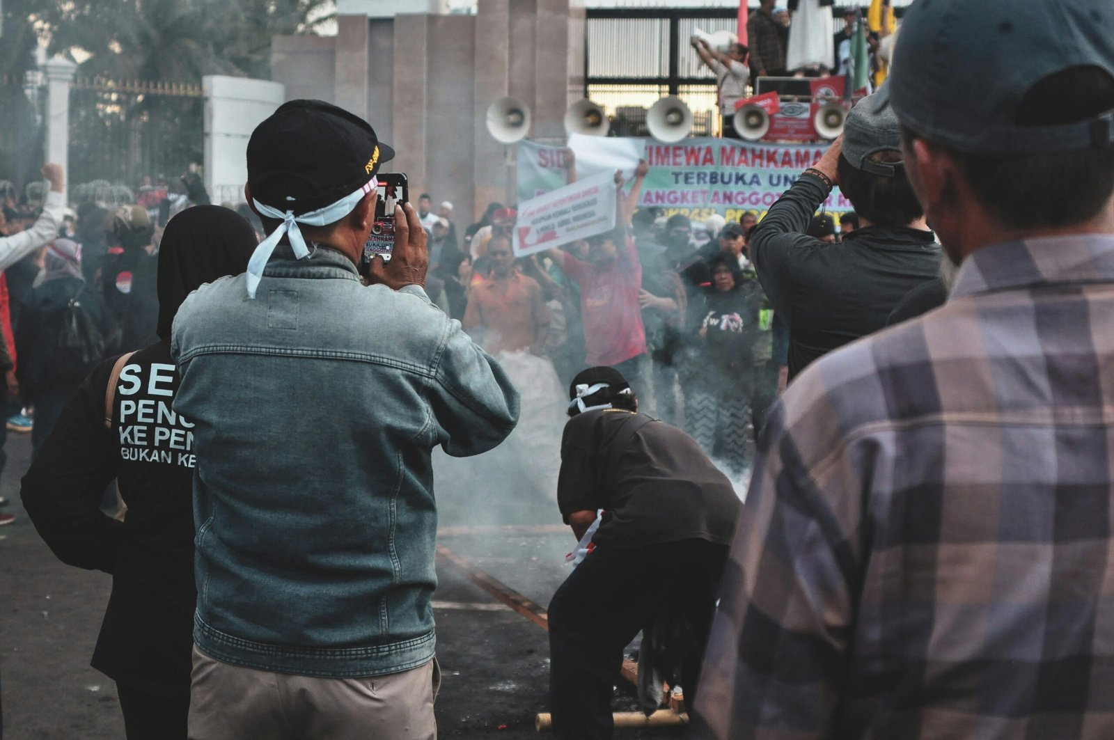 Jakarta protests subside as travel and tourism pick back up.